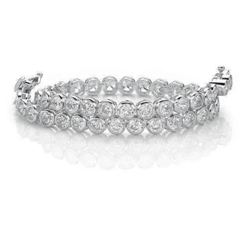 Round Brilliant tennis bracelet with 5.83 carats* of diamond simulants in 10 carat white gold