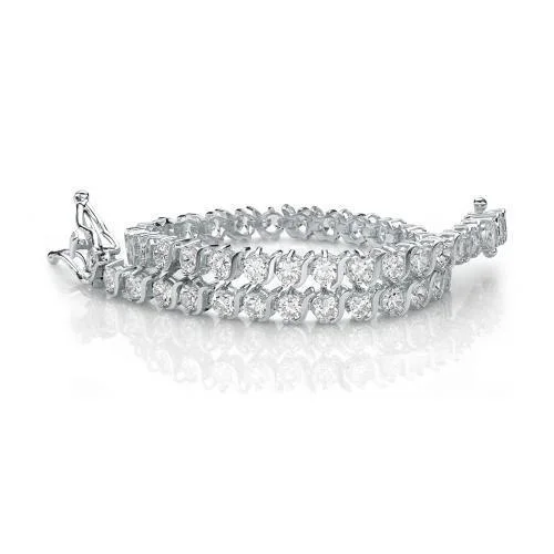 Round Brilliant tennis bracelet with 5.94 carats* of diamond simulants in 10 carat white gold