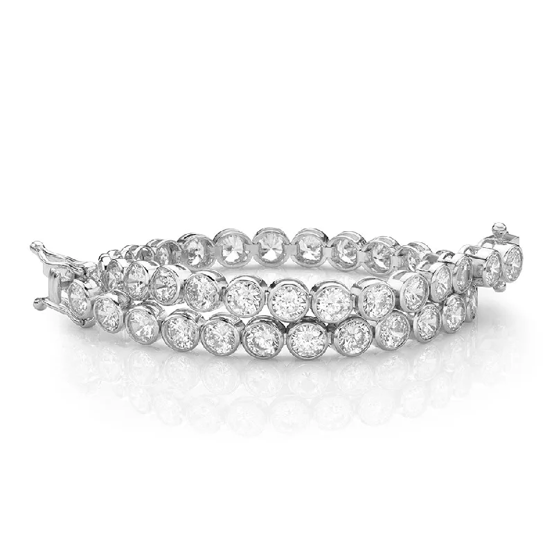 Round Brilliant tennis bracelet with 9.25 carats* of diamond simulants in 10 carat white gold