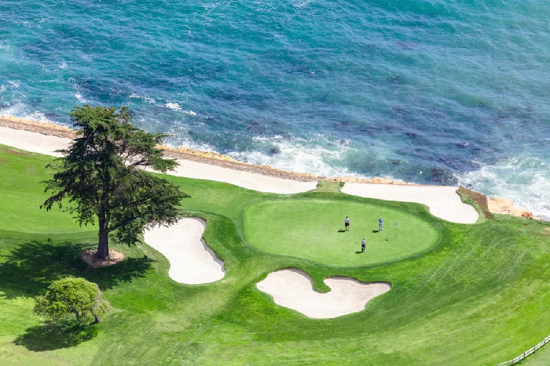 Hole 18 Golfers, Pebble Beach Golf Links