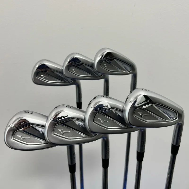 Mizuno JPX925 Hot Metal Iron Set 5-PW, GW Steel Regular Right Hand - MINT